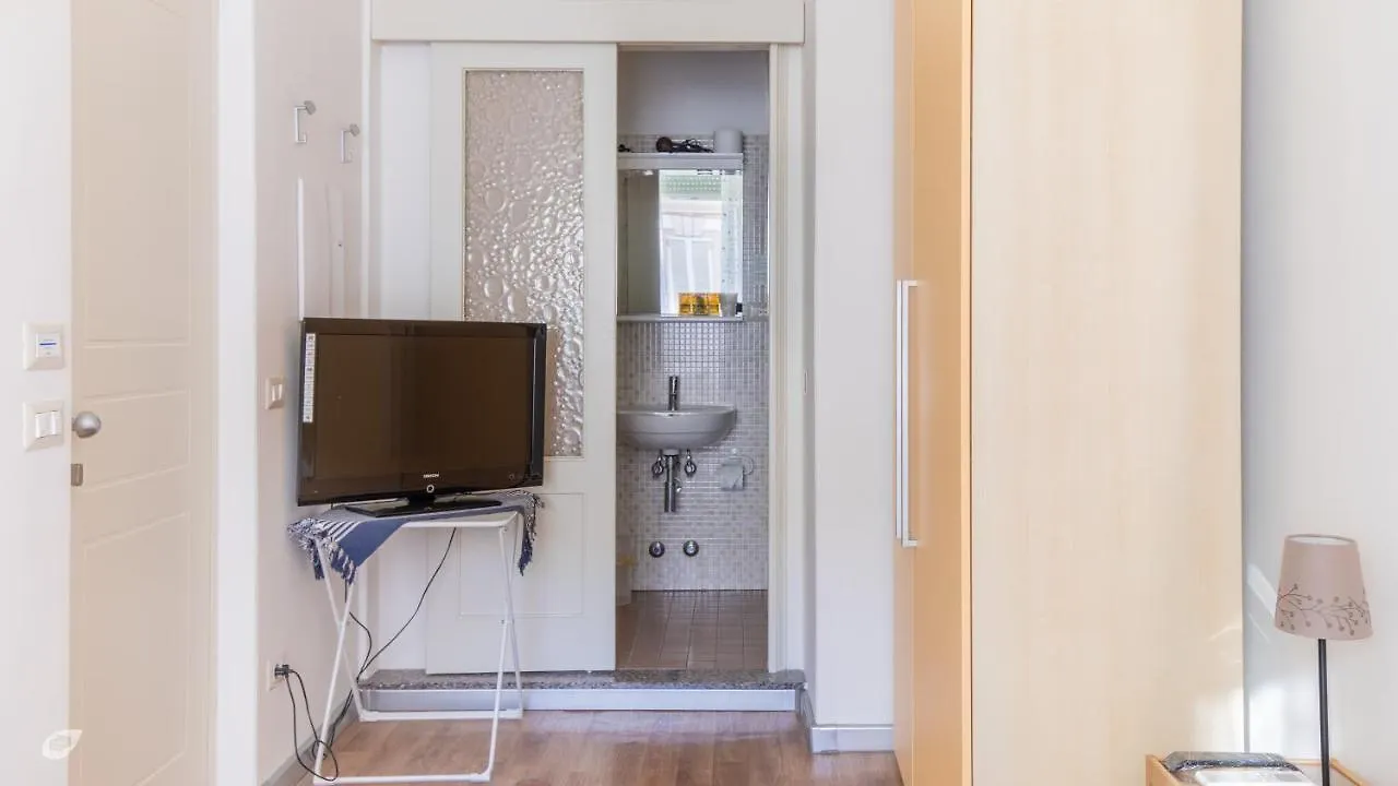 Hotel Casa Arsella Viareggio 3*,  Italia