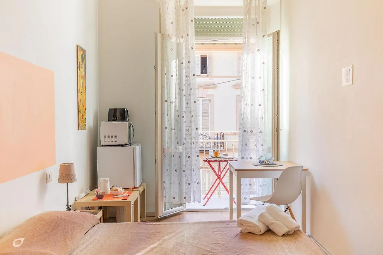 Affittacamere Hotel Casa Arsella Viareggio