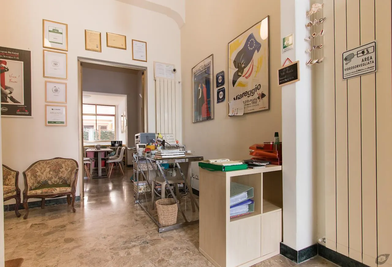Hotel Casa Arsella Viareggio
