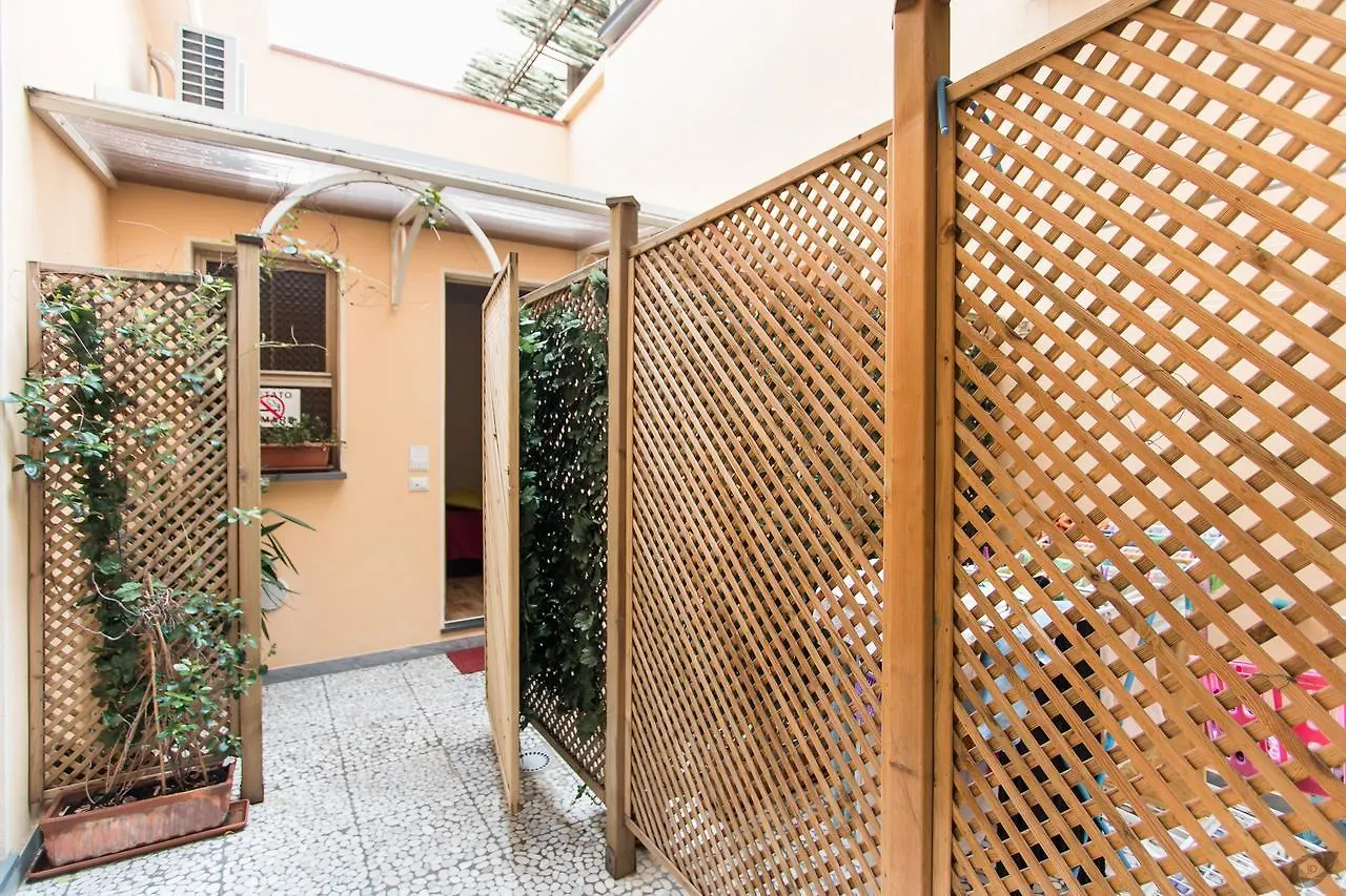 Hotel Casa Arsella Viareggio 3*,