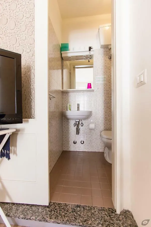 Affittacamere Hotel Casa Arsella Viareggio